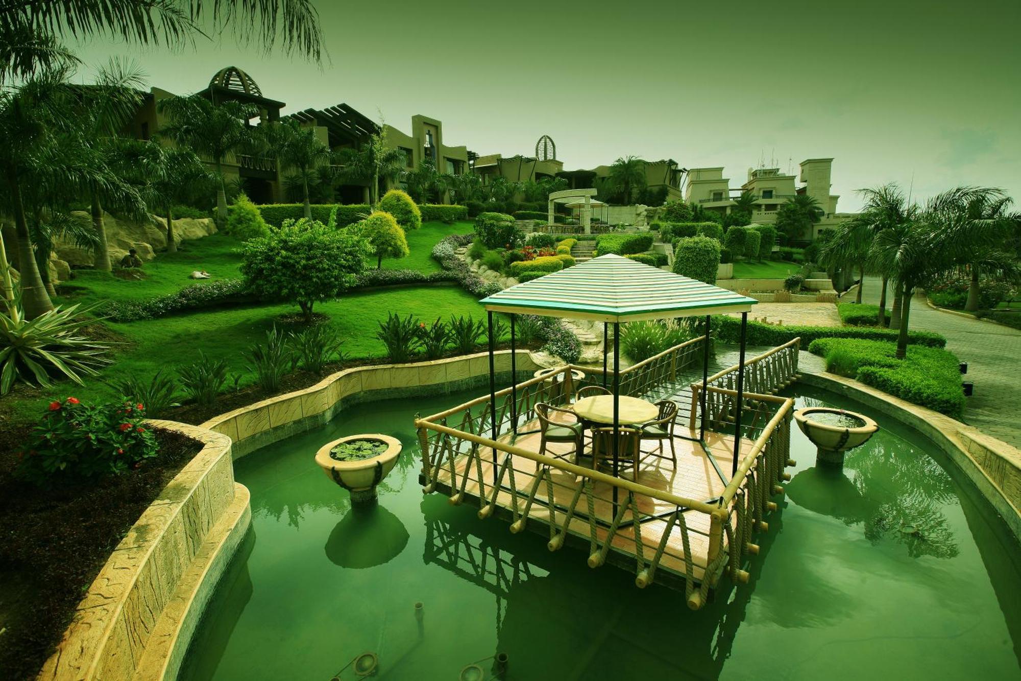 Resort The Corinthians And Club 5*